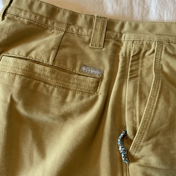 Columbia utility pants - Picture 2 of 5